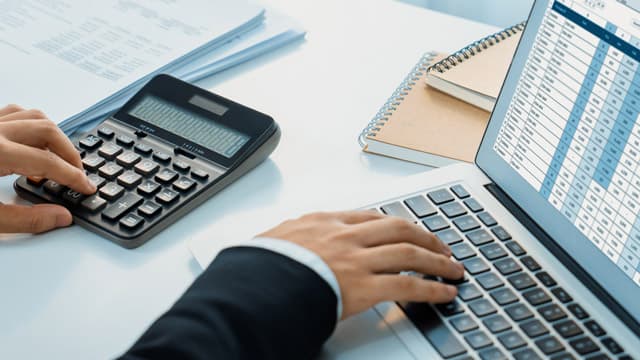 ¿Quiere hacer una consulta a nuestros asesores contables en Ourense?